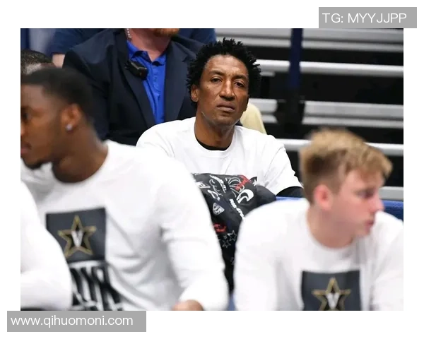 斯科蒂·皮蓬：从乔丹的影子到篮球巨星的蜕变与传奇人生